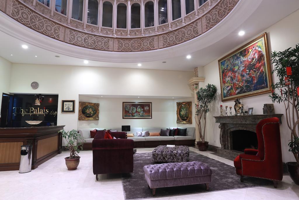 The Palais Hotel Dago Bandung Exterior foto
